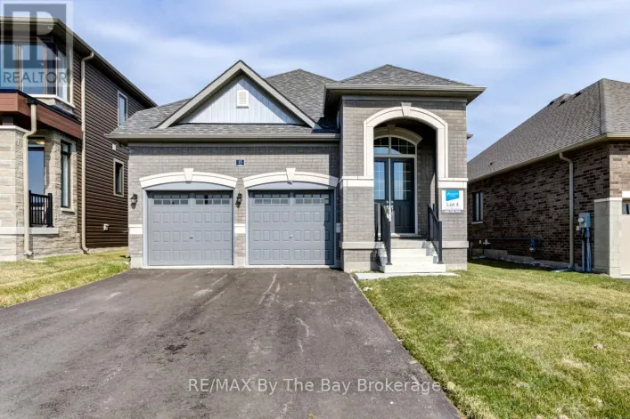 15 SUN VALLEY AVENUE, Wasaga Beach