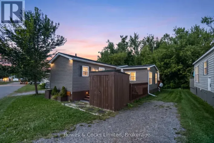 Modular for sale: 15 THE POINT DR. - 1235 VILLIERS LINE, Otonabee-South Monaghan
