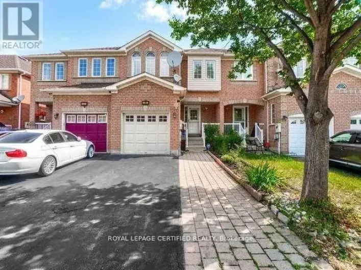 15 TINSMITH STREET, Brampton