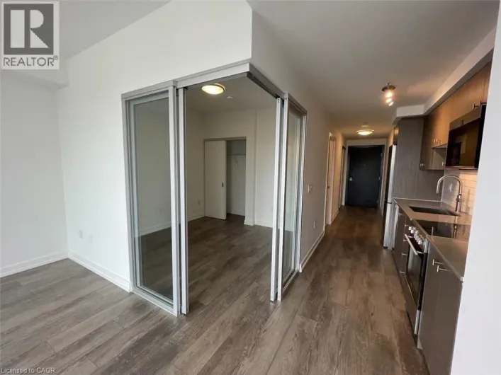 15 WELLINGTON Street S Unit# 1805, Kitchener
