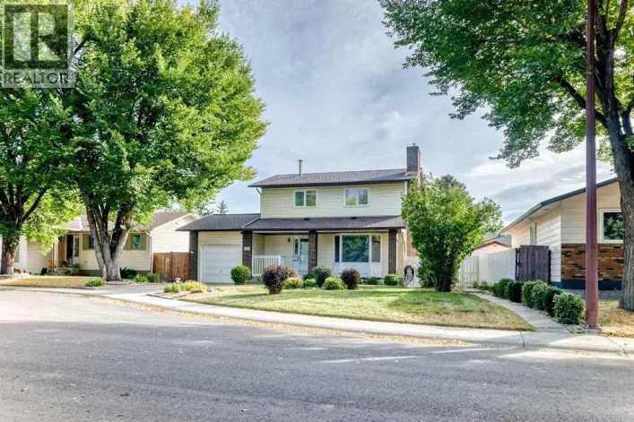 15 Whitewood Bay NE, Calgary