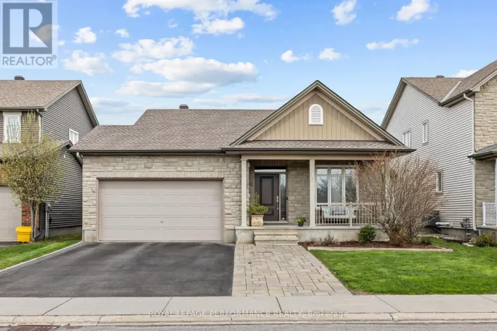 15 YORK CROSSING, Russell