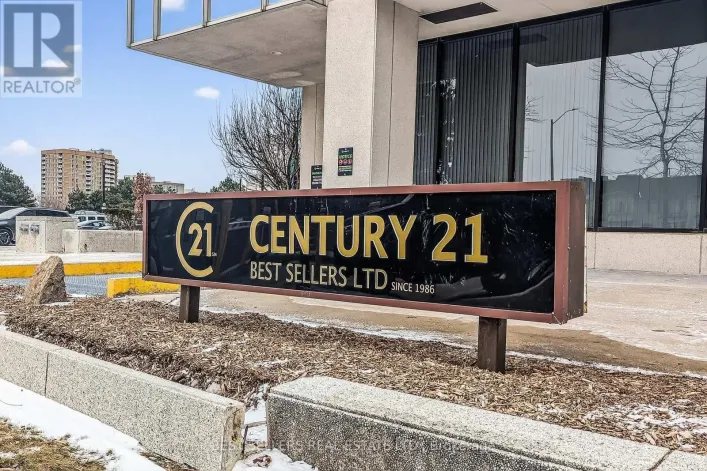 150 - 4 ROBERT SPECK PARKWAY, Mississauga