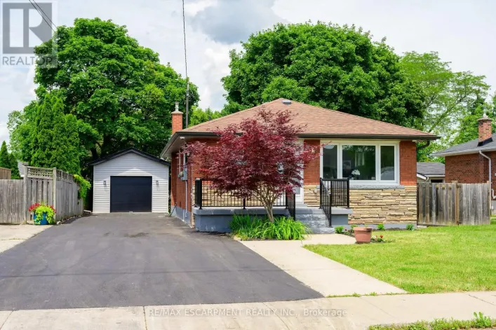 150 HOWARD AVENUE, Hamilton