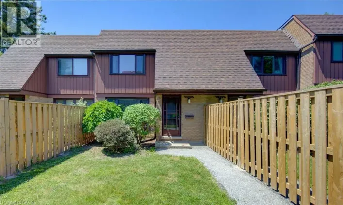 150 KINGSWOOD Drive Unit# B, Kitchener