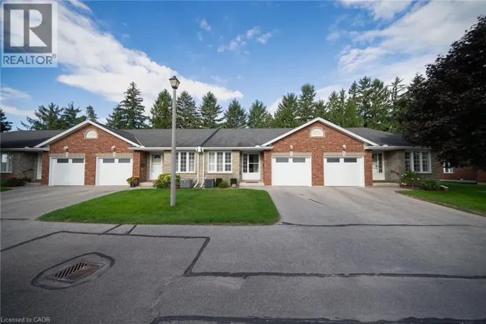 150 OAK Street Unit# 17, Simcoe