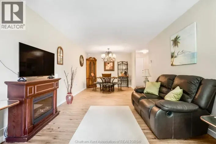 150 PARK AVENUE East Unit# 211, Chatham
