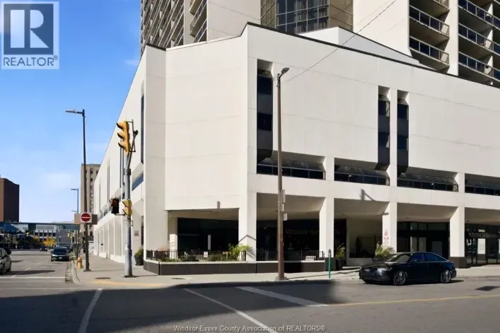 150 PARK STREET Unit# 2602, Windsor
