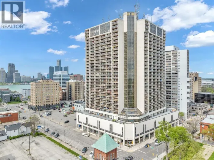 150 PARK STREET West Unit# 1204, Windsor