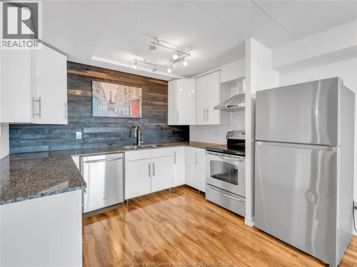 150 PARK Unit# 1911, Windsor