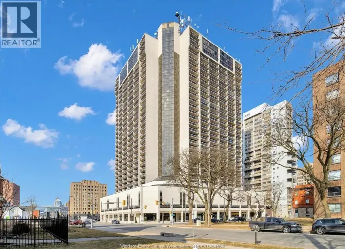 150 PARK West Unit# 816, Windsor