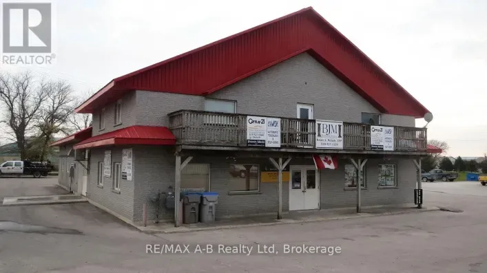 150 S MAIN STREET S, Huron East