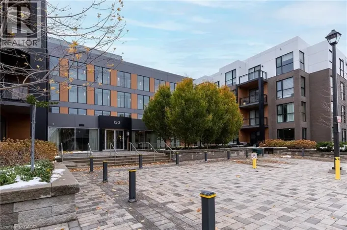 150 SABINA Drive Unit# 316, Oakville