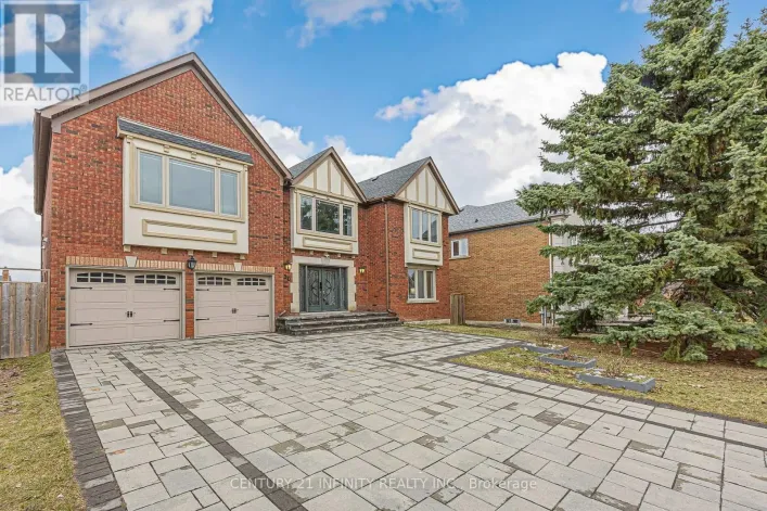 150 STRATHEARN AVENUE, Richmond Hill