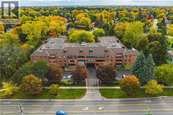 150 WILSON Street W Unit# 215, Ancaster