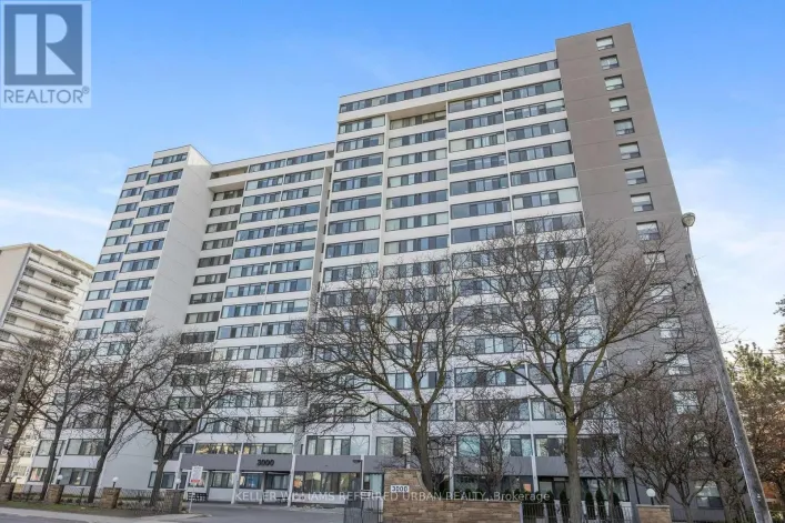 1501 - 3000 BATHURST STREET, Toronto