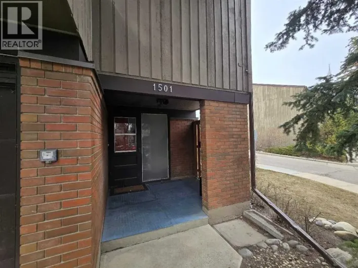 1501, 9803 24 Street SW, Calgary