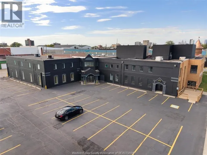 1501 HOWARD AVENUE Unit# 103B, Windsor
