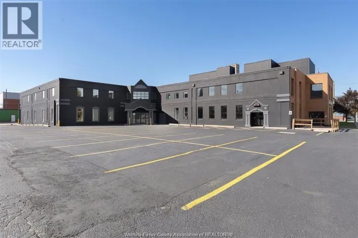 1501 HOWARD AVENUE Unit# 106, Windsor