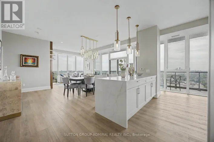 1502 - 10 GATINEAU DRIVE, Vaughan