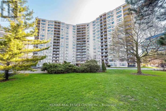 1502 - 451 THE WEST MALL DRIVE, Toronto