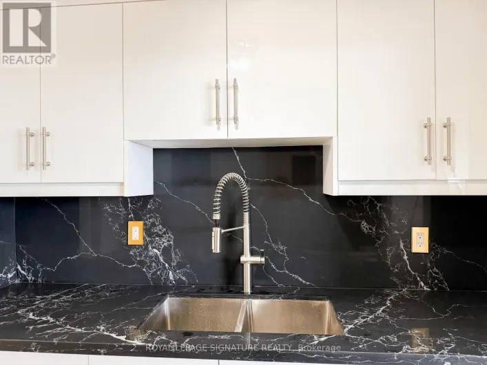 1503 - 270 PALMDALE DRIVE, Toronto