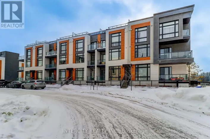 1504 - 11 DAVID EYER ROAD, Richmond Hill