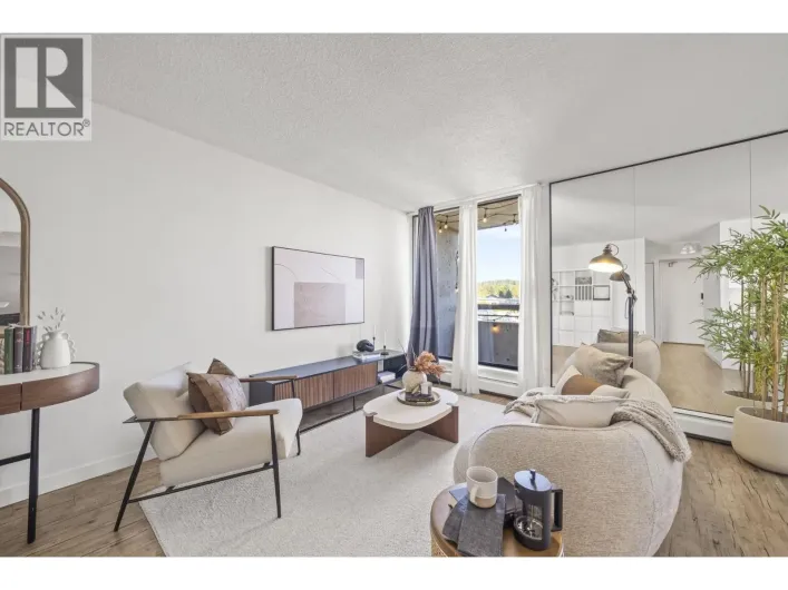1504 3771 BARTLETT COURT, Burnaby