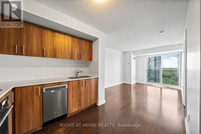 1505 - 255 VILLAGE GREEN SQUARE, Toronto
