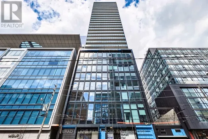 Apartment for sale: 1505 - 284 KING STREET E, Toronto