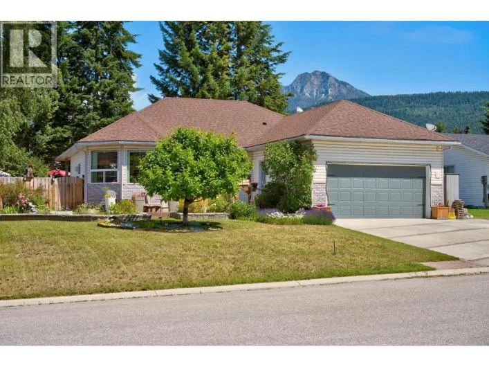 1505 Cedar Street, Golden