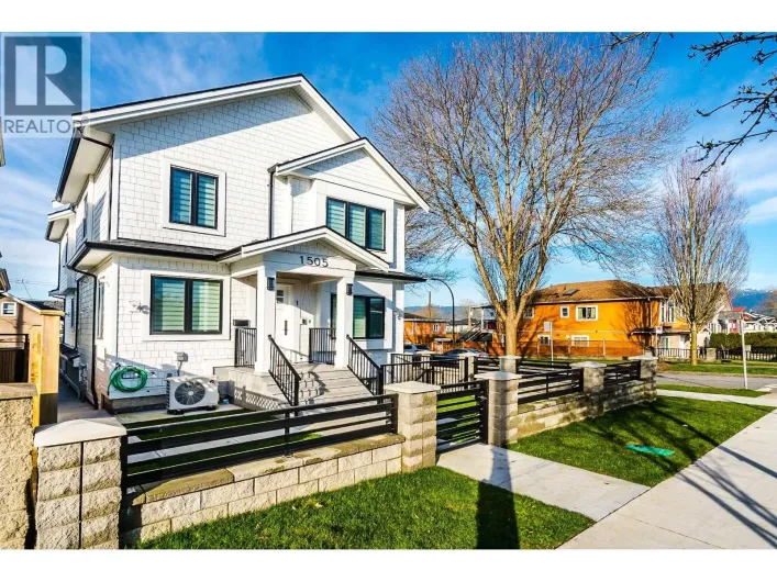 1505 RENFREW STREET, Vancouver
