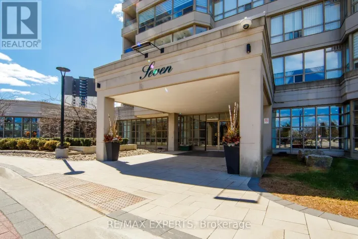 1506 - 7 TOWNSGATE DRIVE, Vaughan