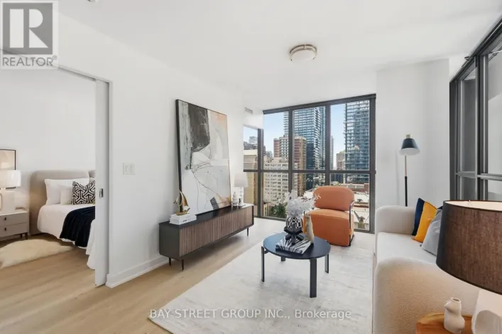 Apartment for sale: 1507 - 110 CHARLES STREET E, Toronto