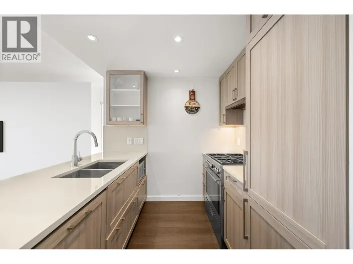 1507 5515 BOUNDARY ROAD, Vancouver