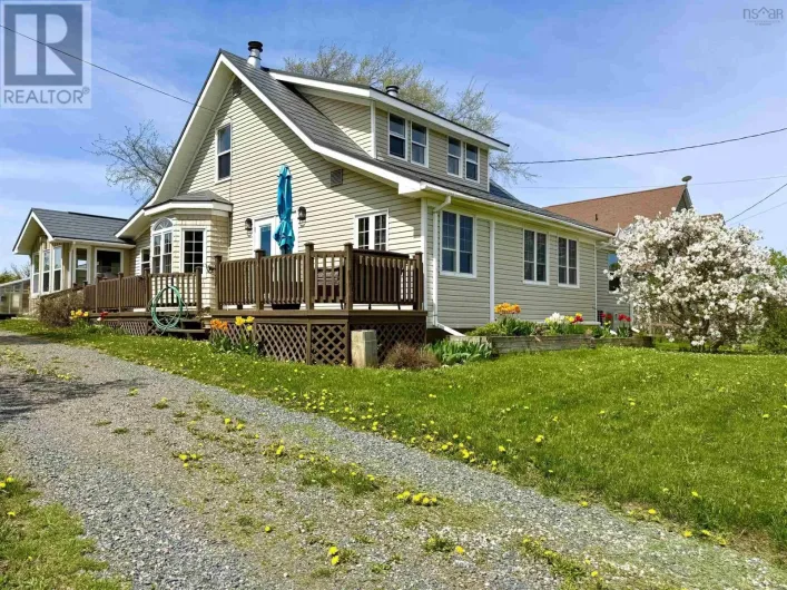 1507 Shinimicas Road, Northport
