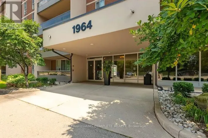 1508 - 1964 MAIN STREET W, Hamilton
