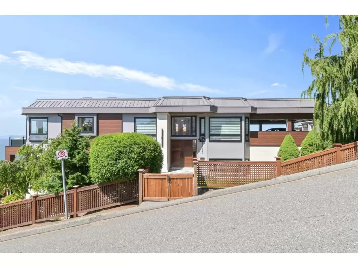 15095 ROYAL AVENUE, White Rock