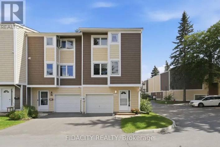 151 - 320 STOWE COURT, Ottawa