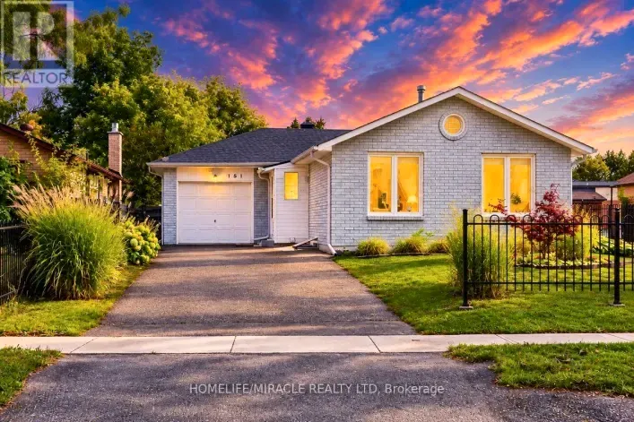 151 BAYVIEW DRIVE, Barrie