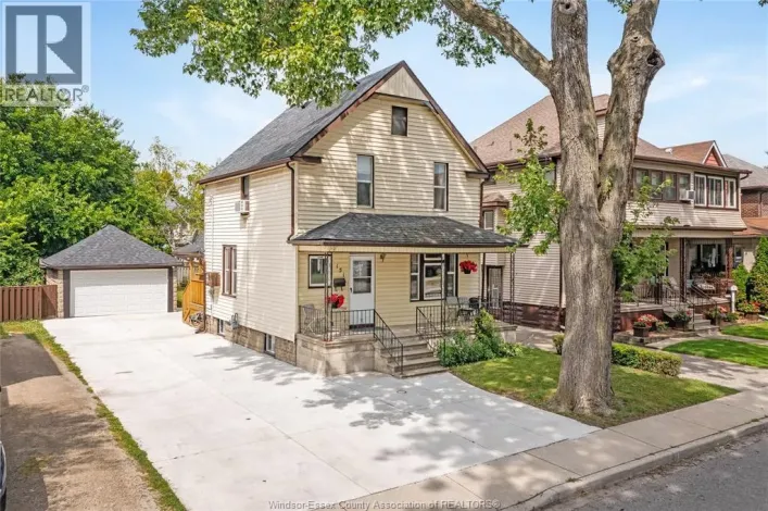 151 CURRY AVE, Windsor