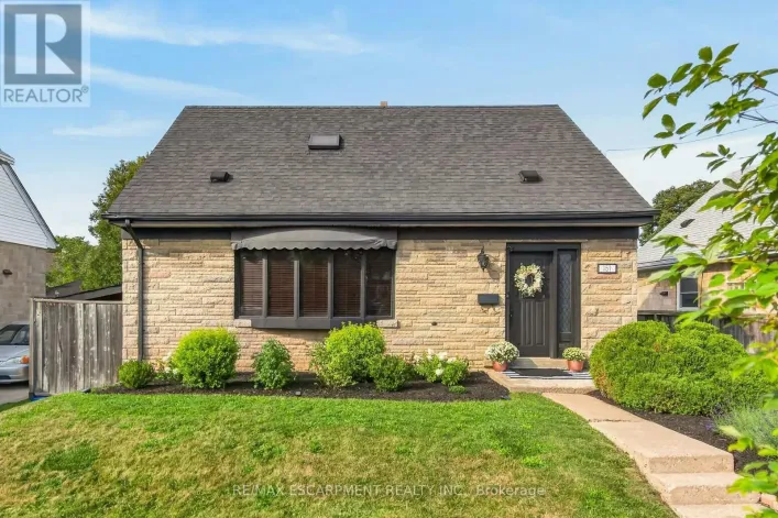 151 HIXON ROAD, Hamilton