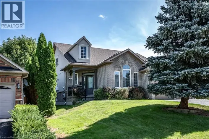 151 MOORE Crescent, Ancaster
