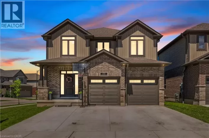 151 MOUNTAIN HOLLY Court, Waterloo