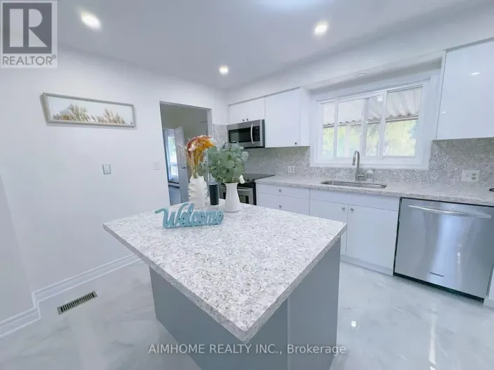 151 RIVEREDGE DRIVE, Georgina