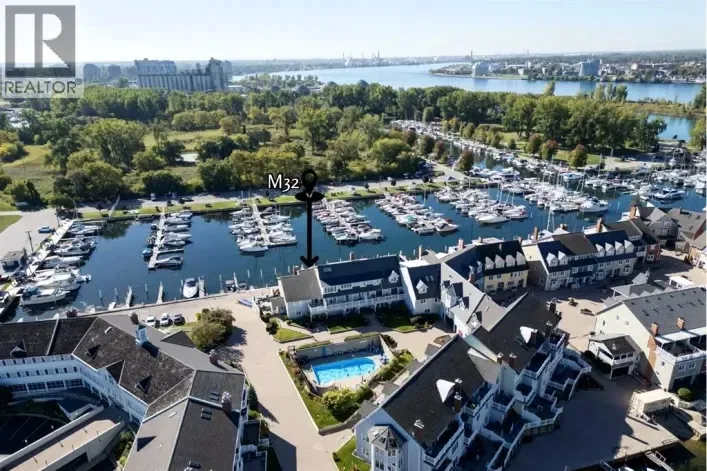 1510 VENETIAN BOULEVARD Unit# M-32, Point Edward