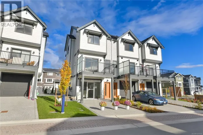 1511 Atlas Dr, Langford