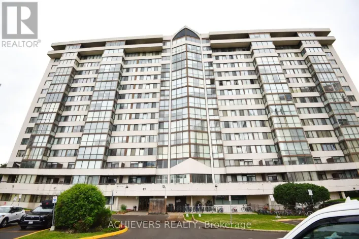 1512 - 21 MARKBROOK LANE, Toronto