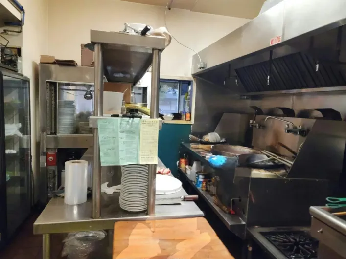 1513 CONFIDENTIAL STREET, Mission