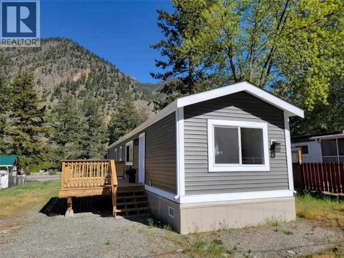 1514 Highway 3A Unit# 3, Keremeos